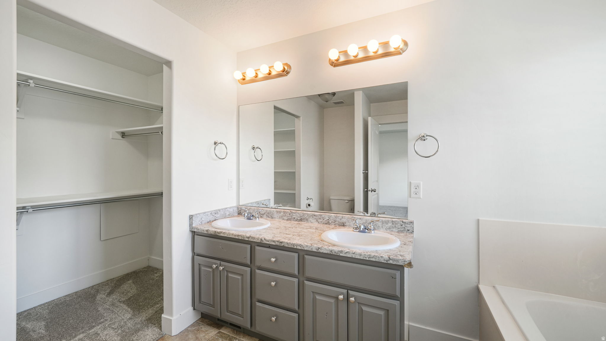 RANCH LANDING COTTAGES - Residential