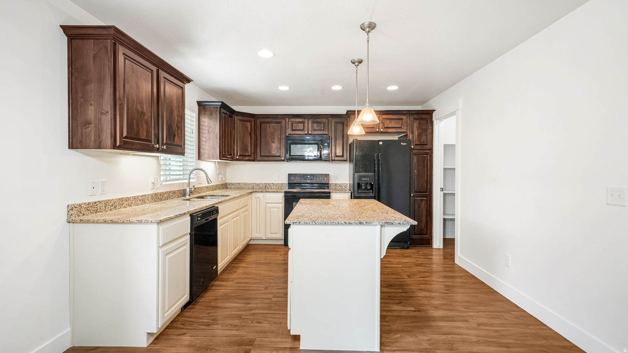RANCH LANDING COTTAGES - Residential