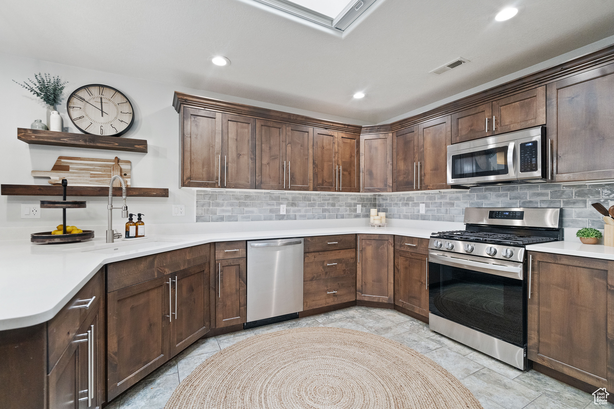 1883 W 3000, Syracuse, Utah image 10