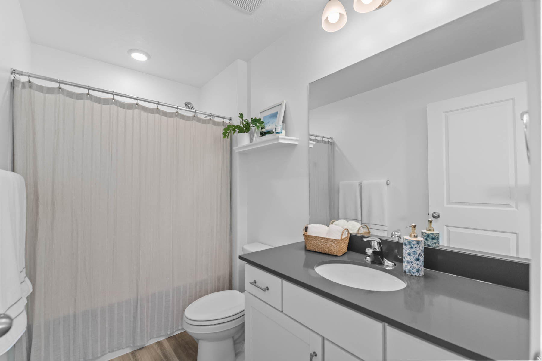 SPRING RANCH - Residential