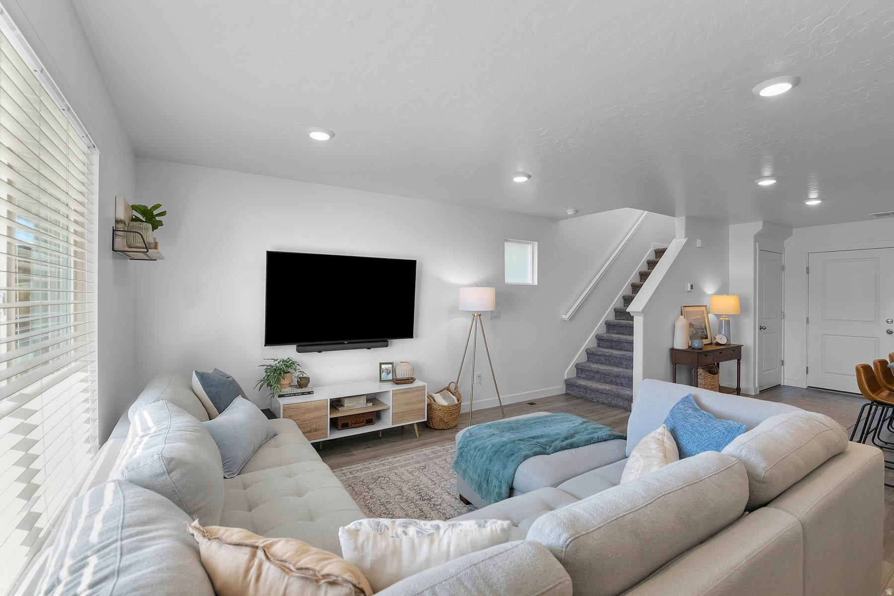 SPRING RANCH - Residential