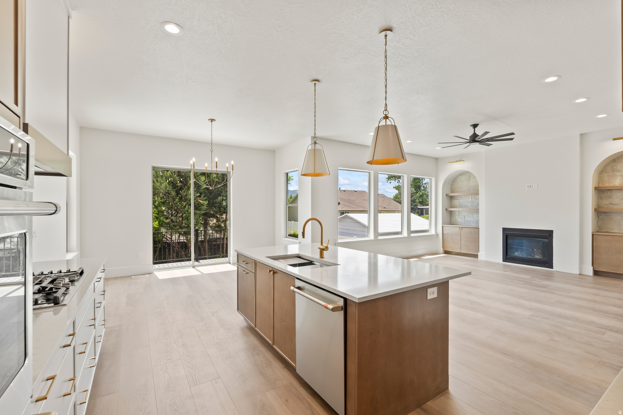 MILLCREEK COTTAGES IN VANWAGONER WAY SUB LOT 5 - Residential