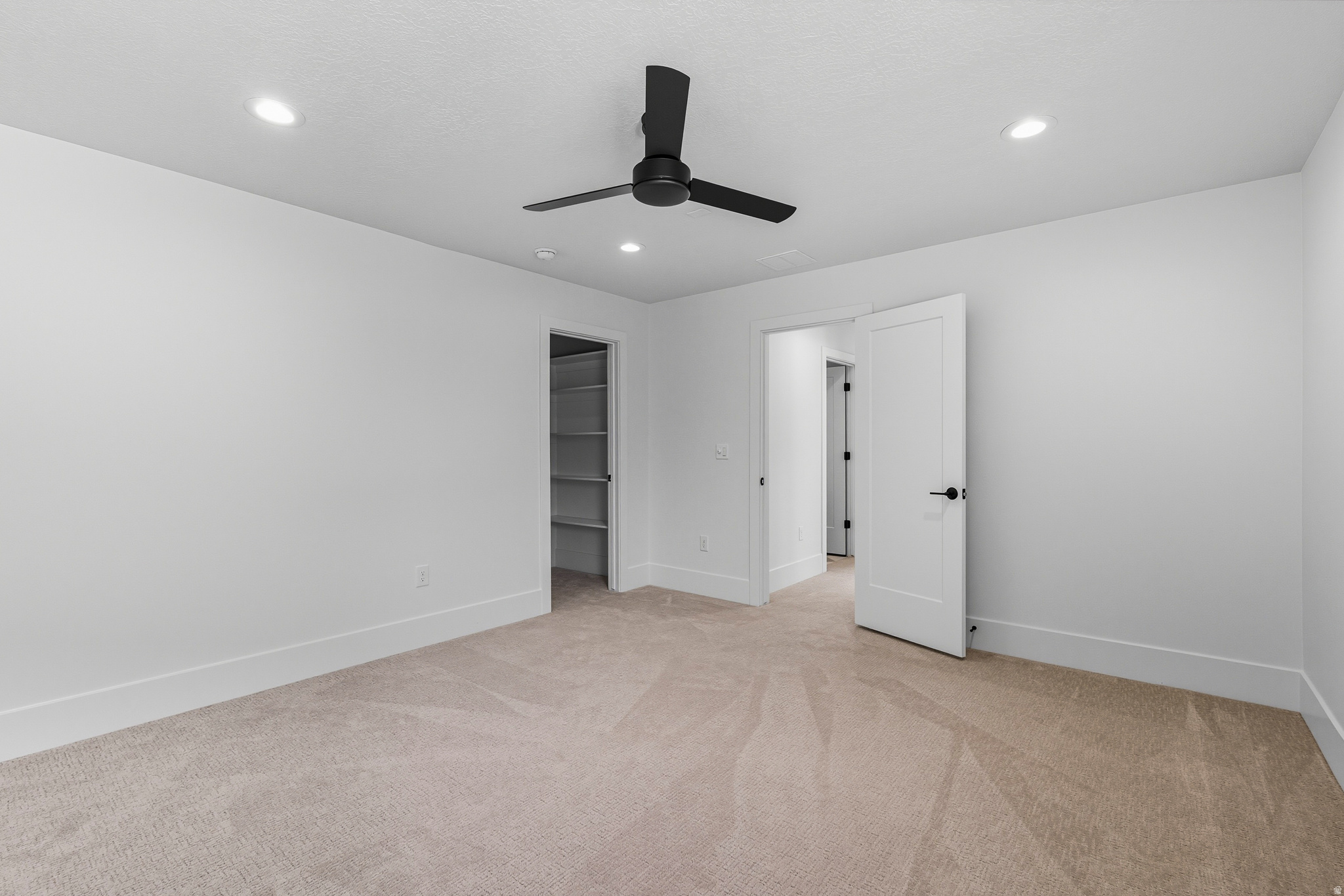 MILLCREEK COTTAGES IN VANWAGONER WAY SUB LOT 5 - Residential