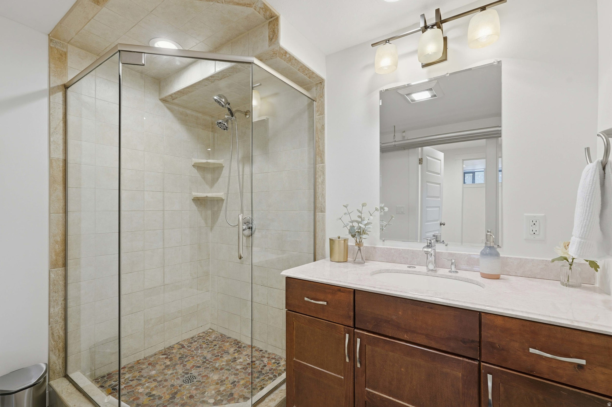 FRUITVILL - Residential