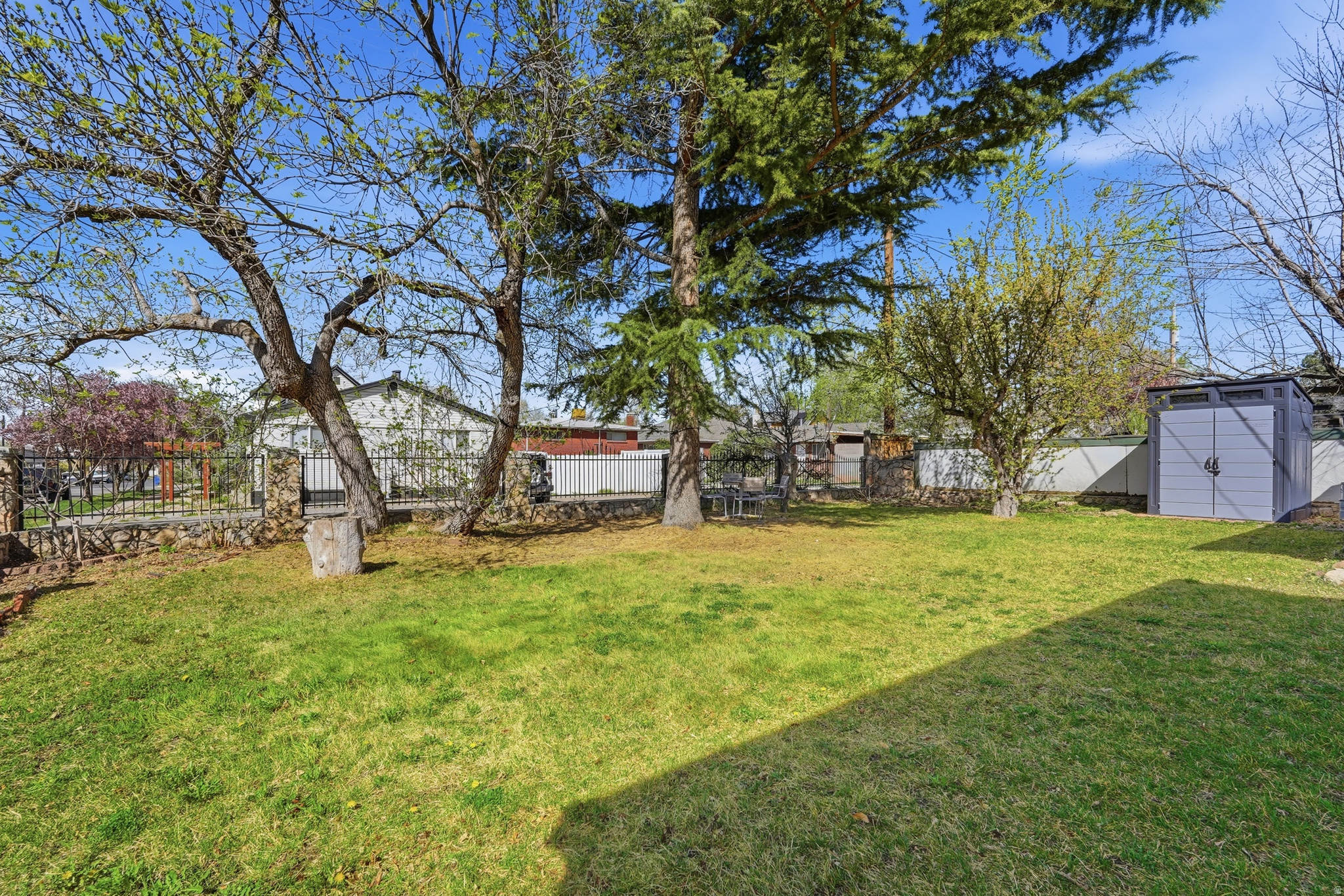 FRUITVILL - Residential