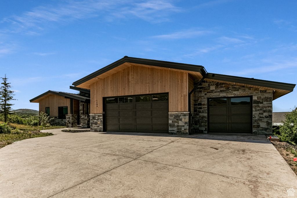 Photo of 1180 E LONGVIEW DR, Hideout, UT 84036 (MLS # 2119136)