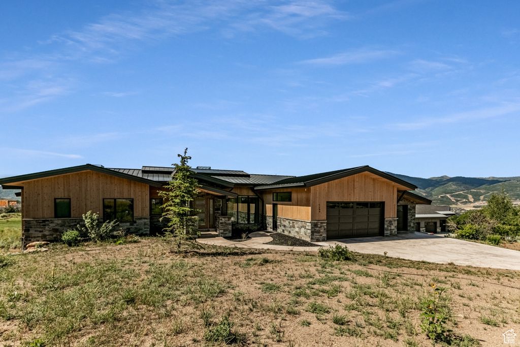 Photo of 1180 E LONGVIEW DR, Hideout, UT 84036 (MLS # 2119136)