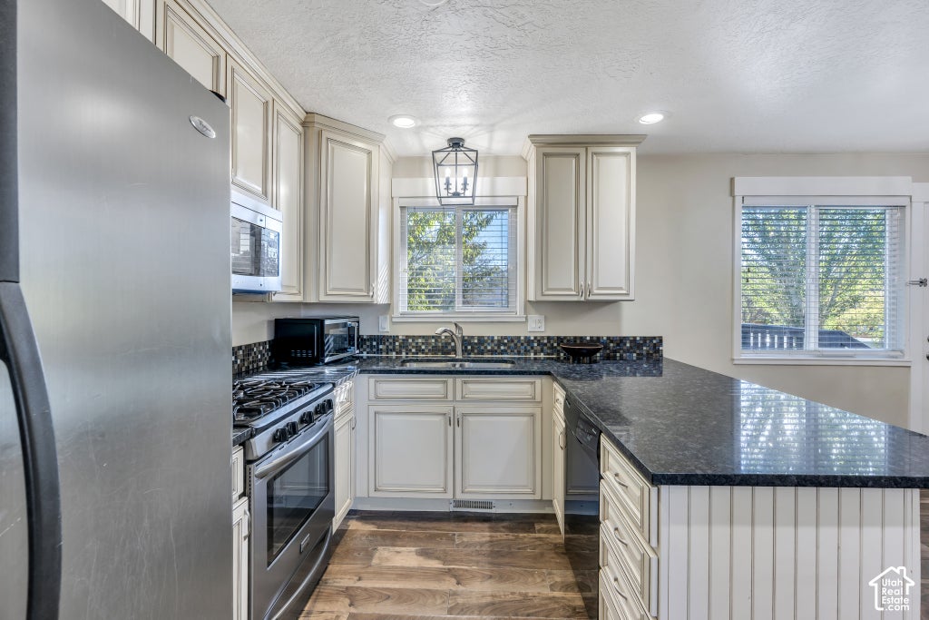 Photo of 6473 S DIXIE DR. Dr W, West Jordan, UT 84084 (MLS # 2188631)
