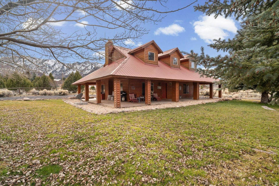 PINE ACRES - Residential