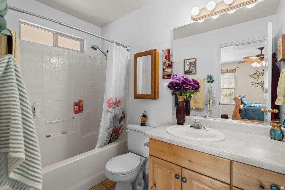 PINE ACRES - Residential