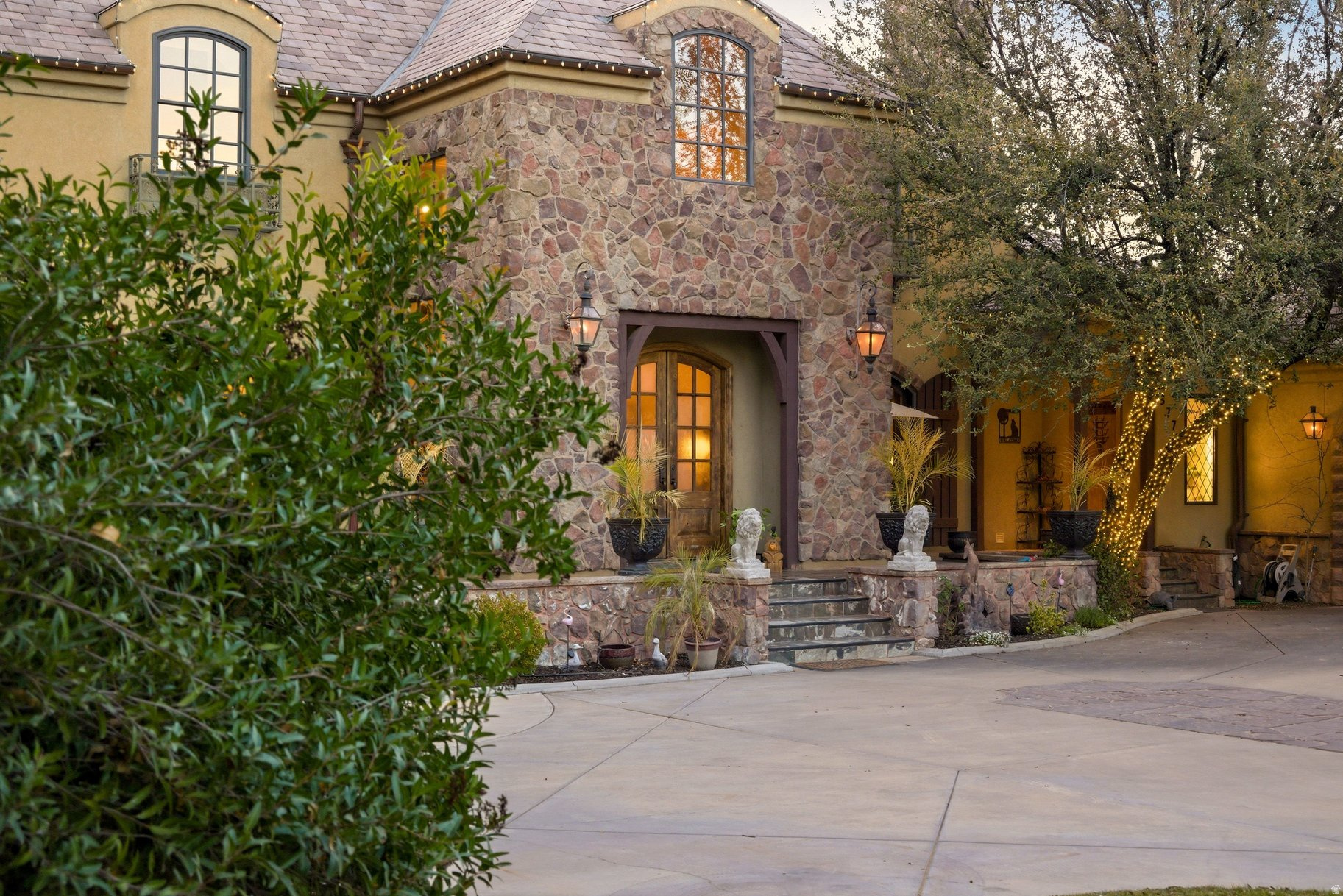 BLOOMINGTON RANCHES 6 AMD - Residential