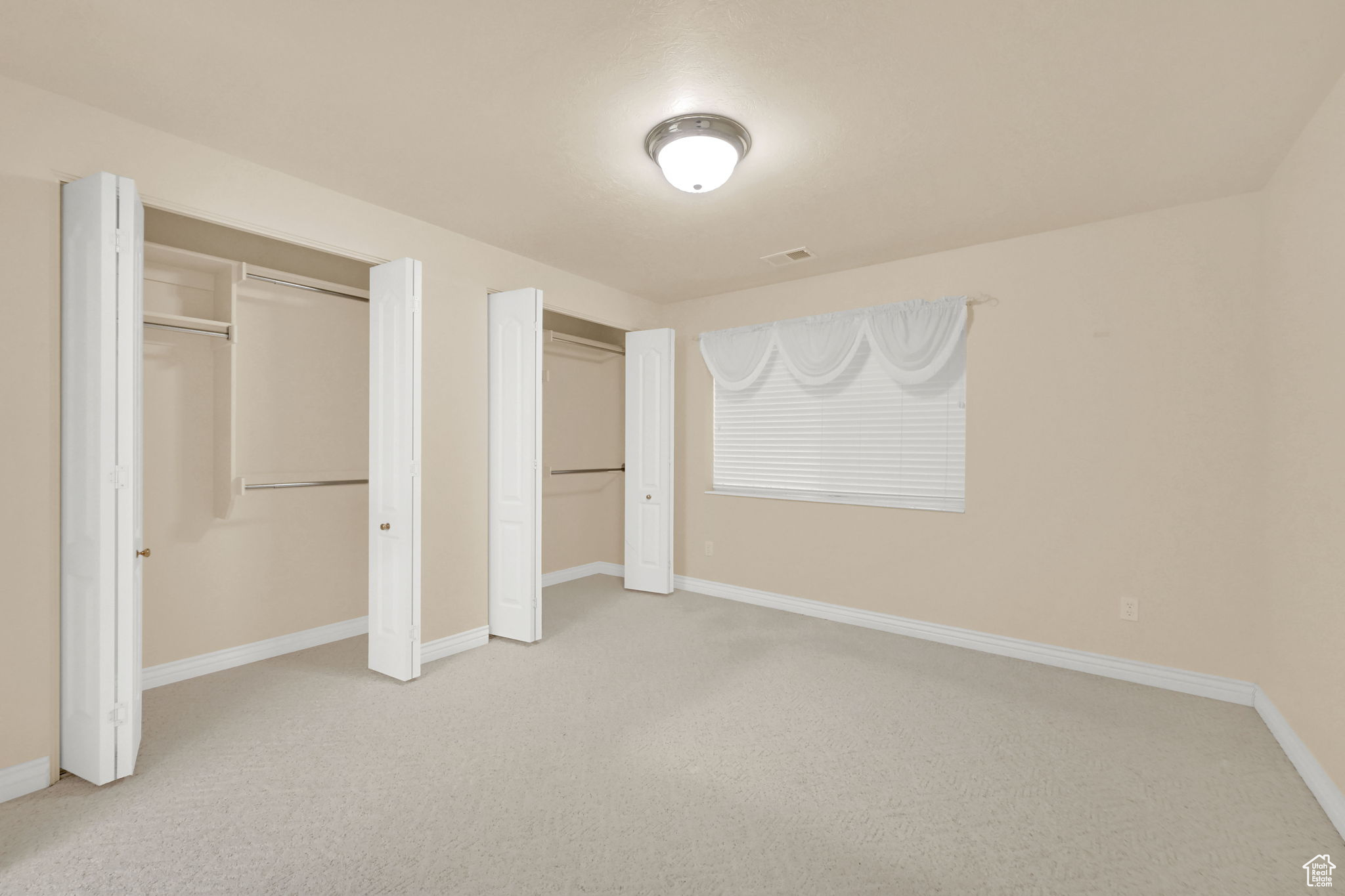THE COTTAGES AT PLEASANT VALLEY - Residential