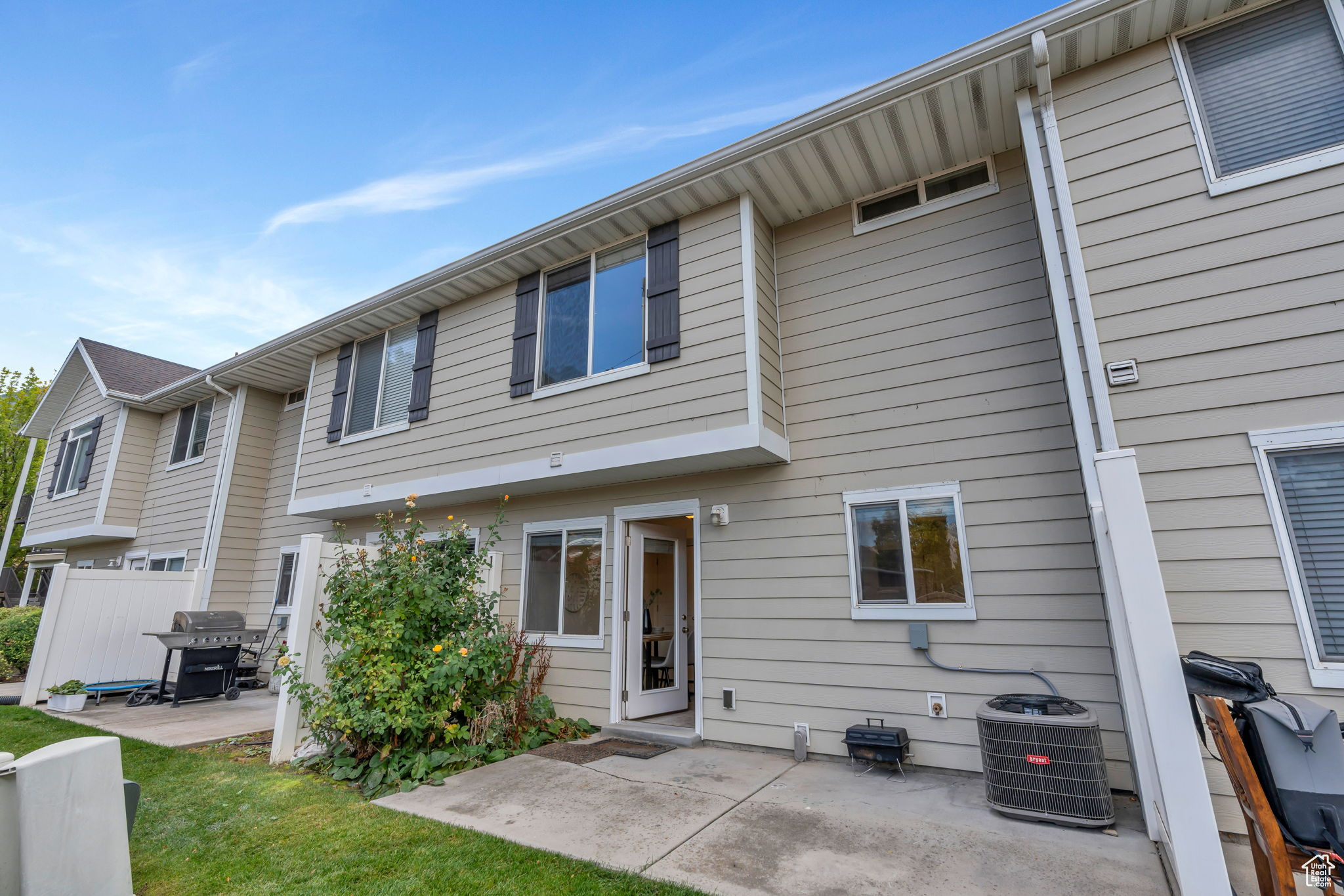 CANYON VILLAGE - Residential