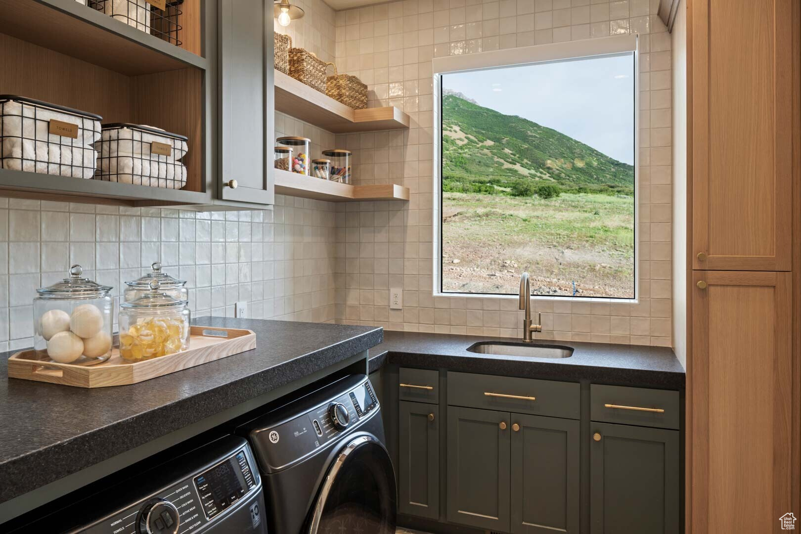 SCENIC RIDGE - Residential