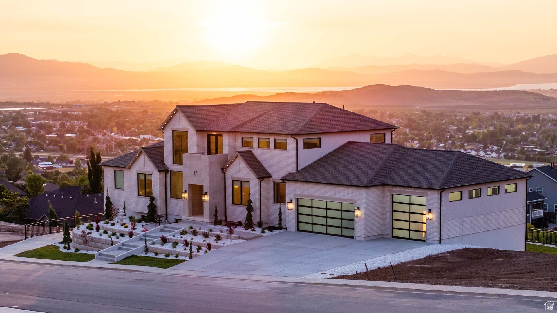 SCENIC RIDGE - Residential