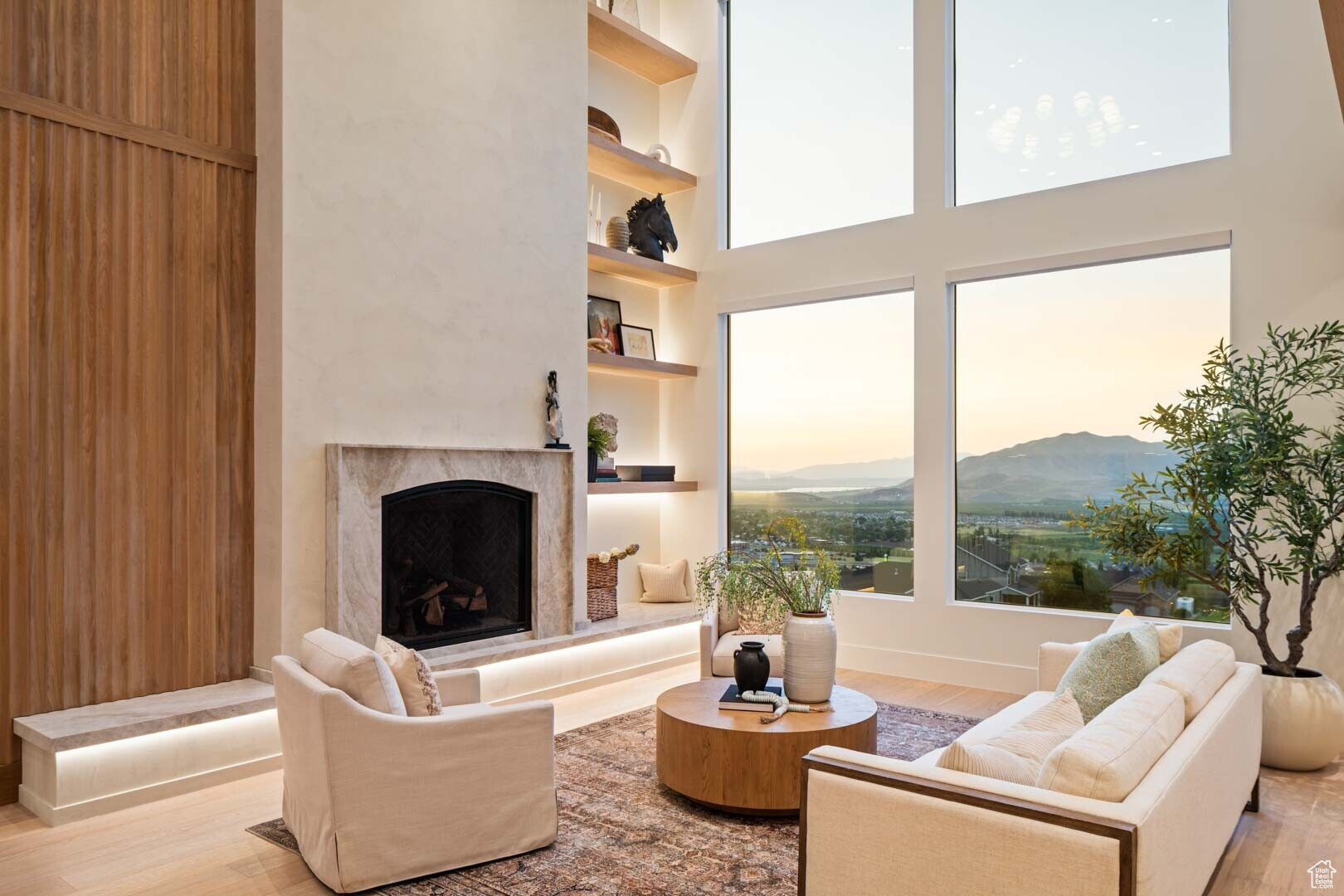 SCENIC RIDGE - Residential