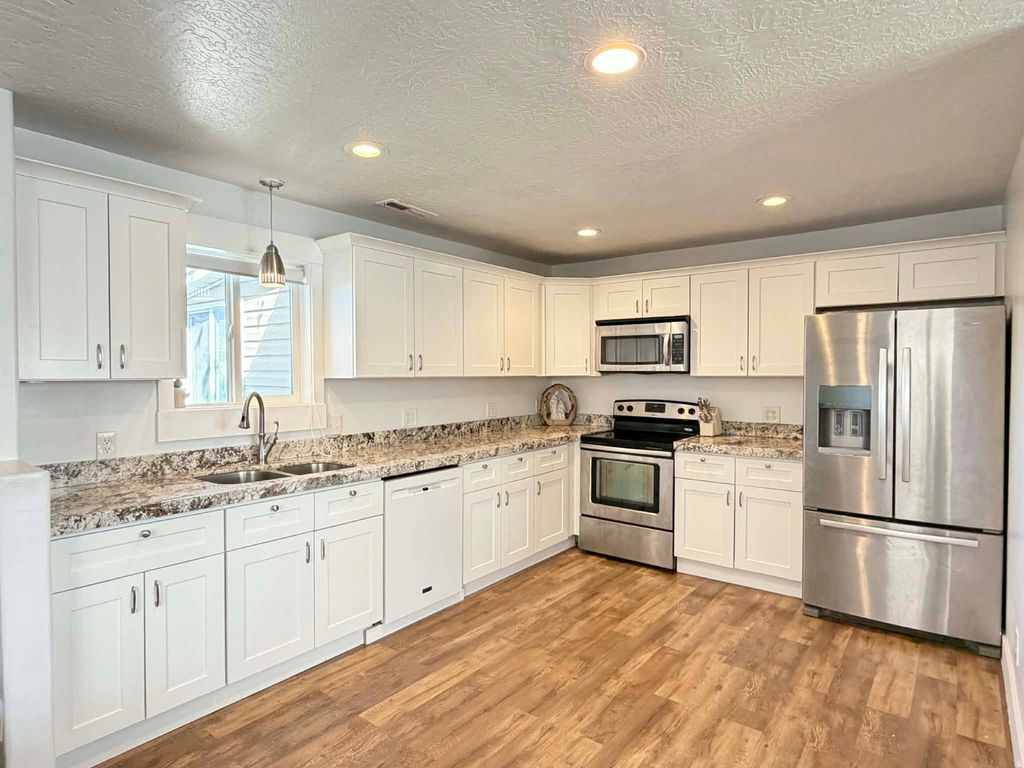 Photo of 254 S CENTER ST, Delta, UT 84624 (MLS # 2150478)