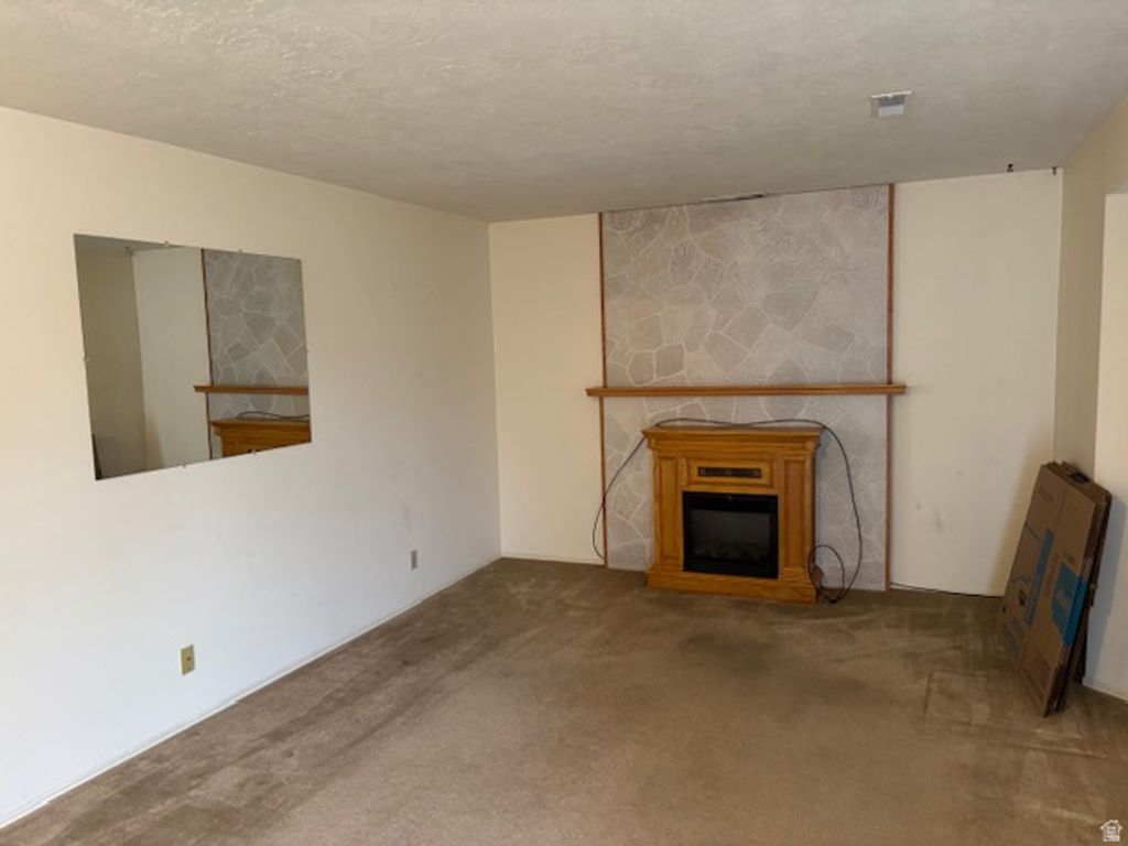 Photo of 762 S 2050 W, Vernal, UT 84078 (MLS # 2153660)