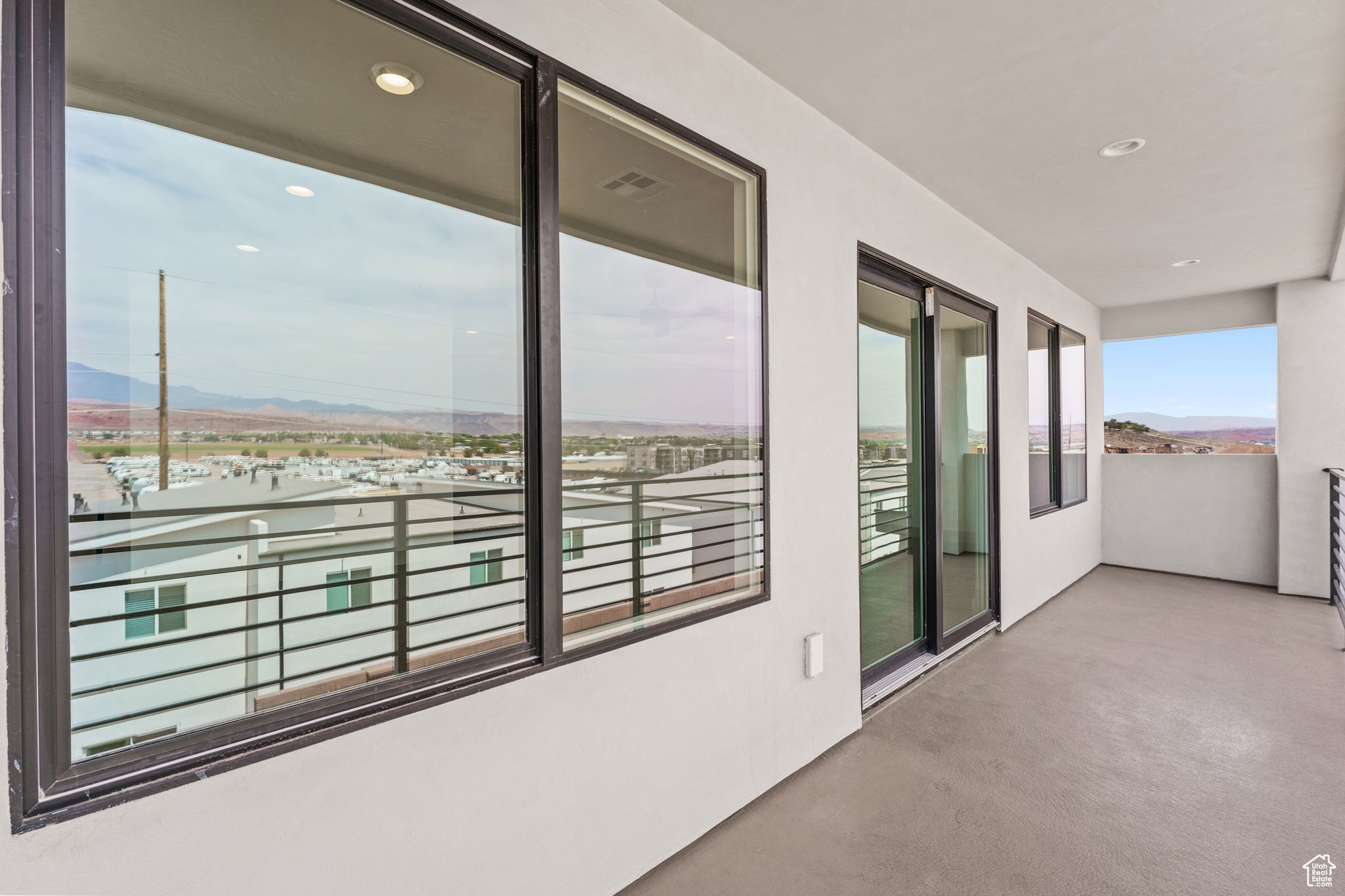 DESERT RIDGE ESTATES 1A - Residential