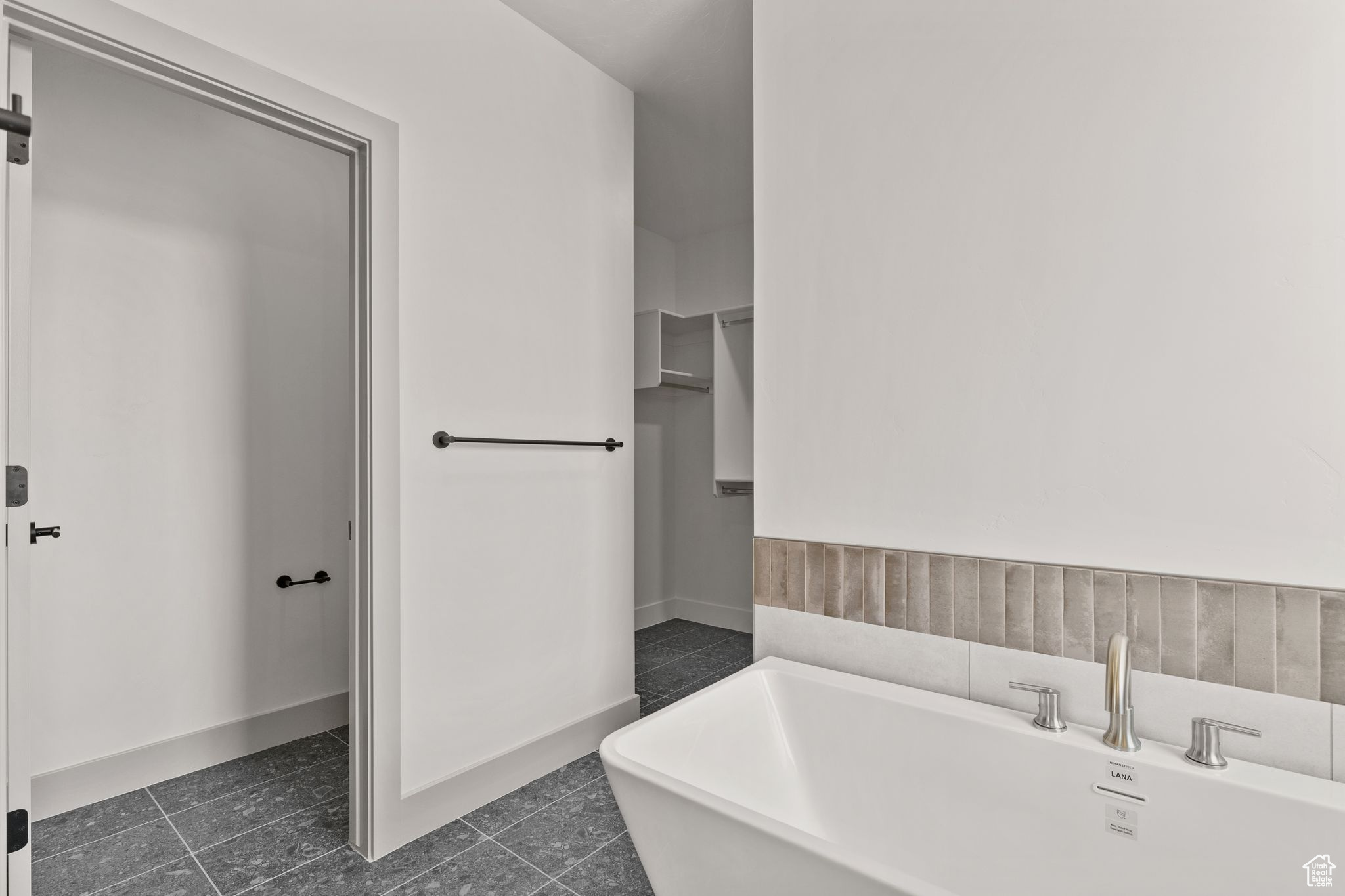 DESERT RIDGE ESTATES 1A - Residential