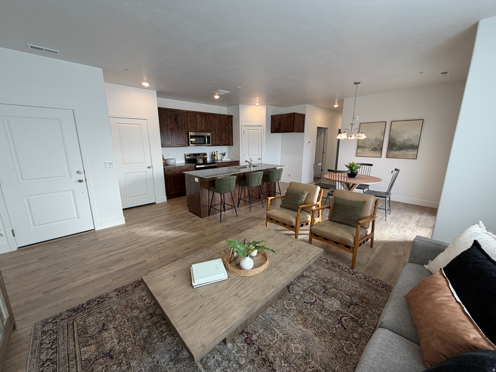 RIVER RUN - Residential