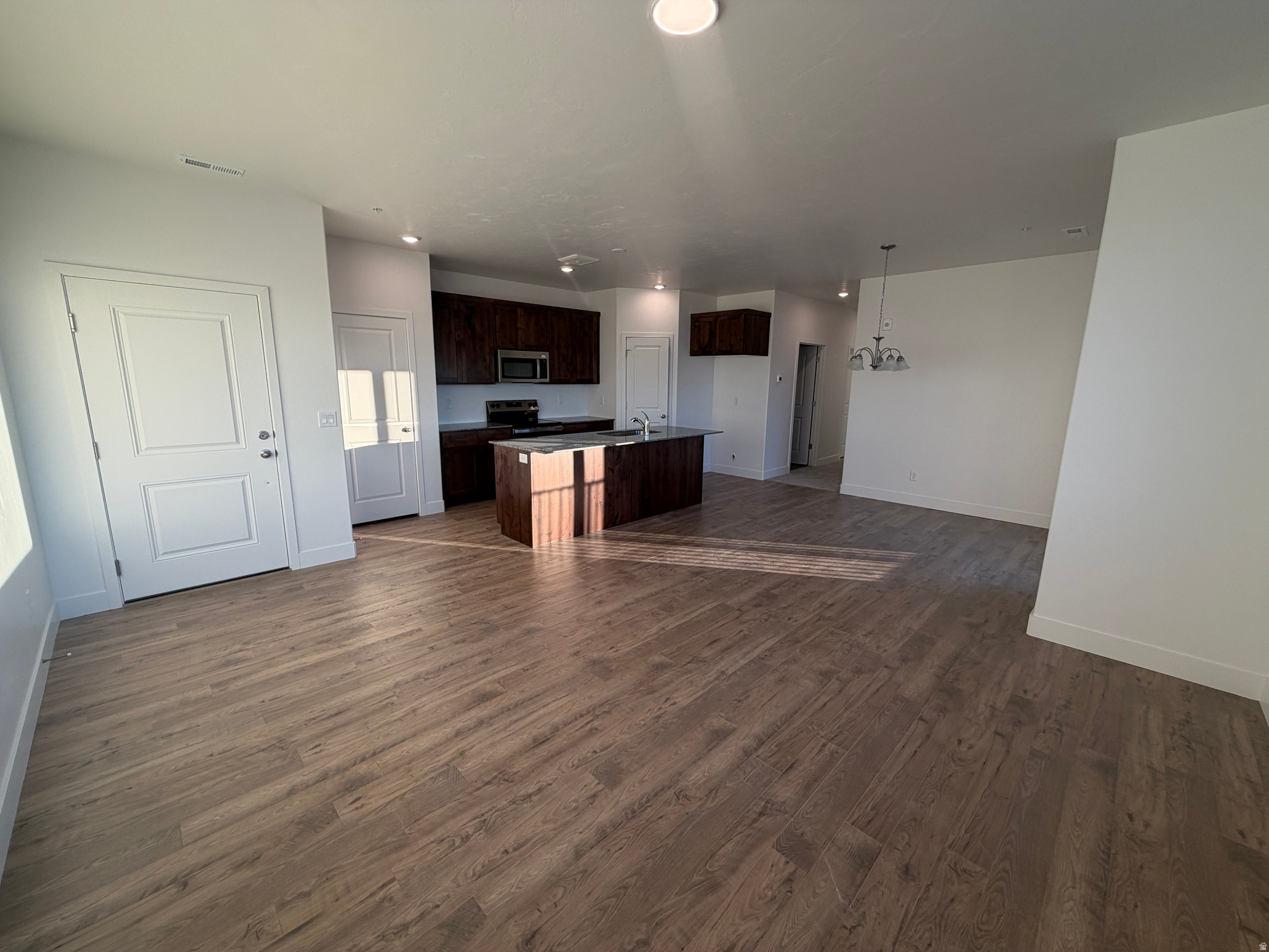 RIVER RUN - Residential