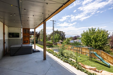Tiny photo for 2399 CATALINA DR, Cottonwood Heights, UT 84121 (MLS # 2175201)