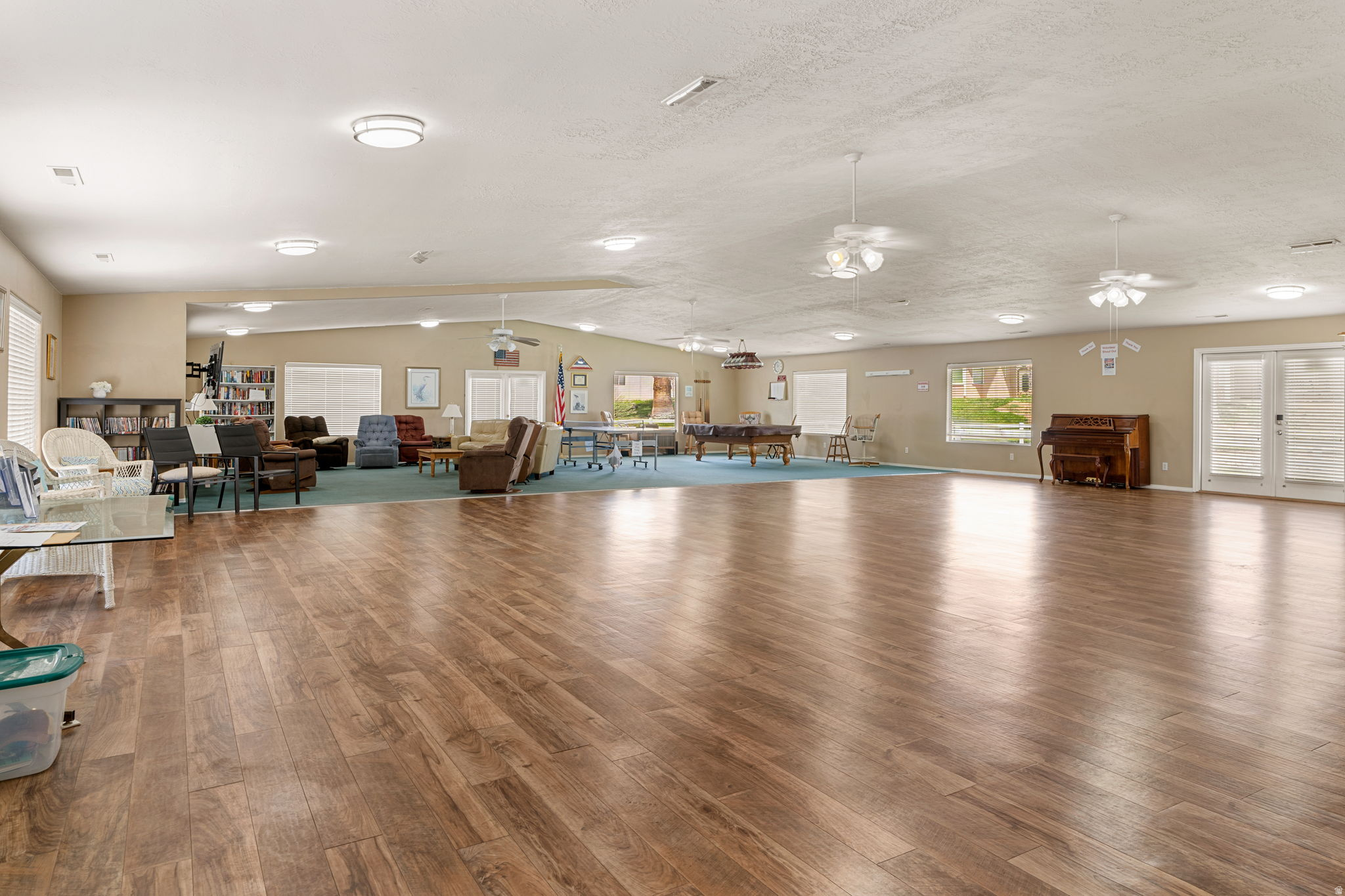 PADRE LAKES TH 2 - Residential