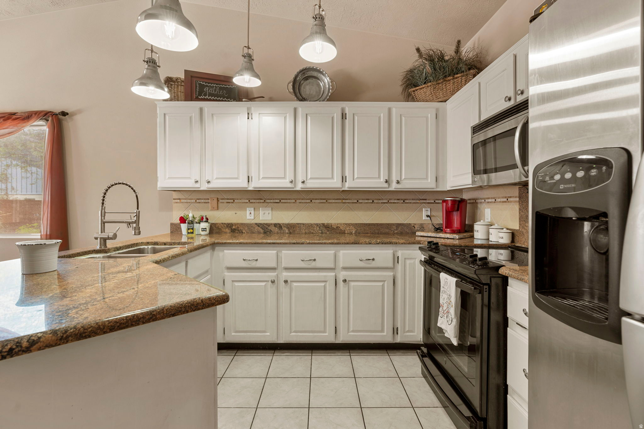 PADRE LAKES TH 2 - Residential