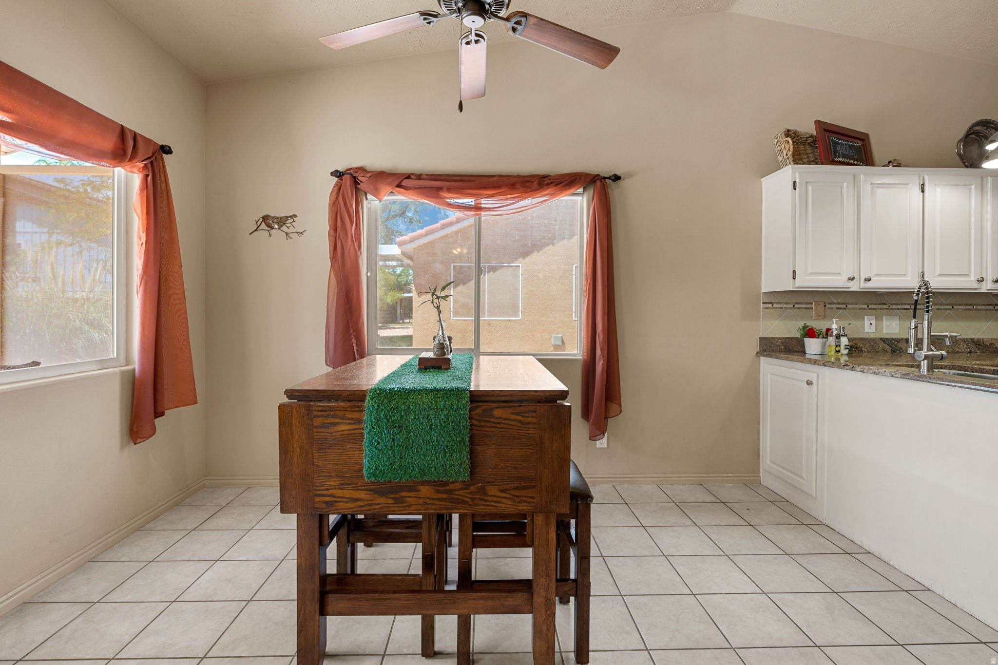 PADRE LAKES TH 2 - Residential