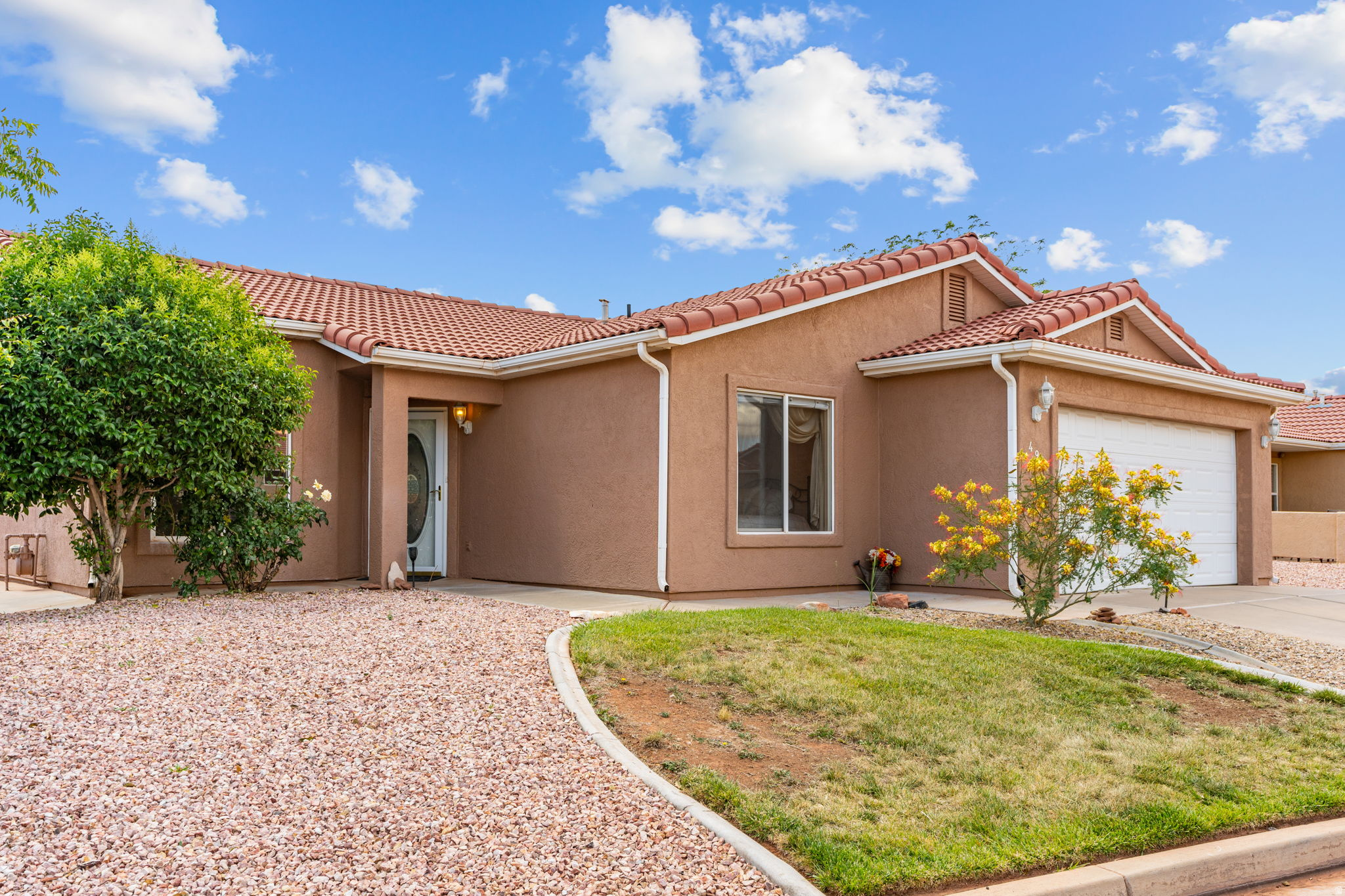 PADRE LAKES TH 2 - Residential
