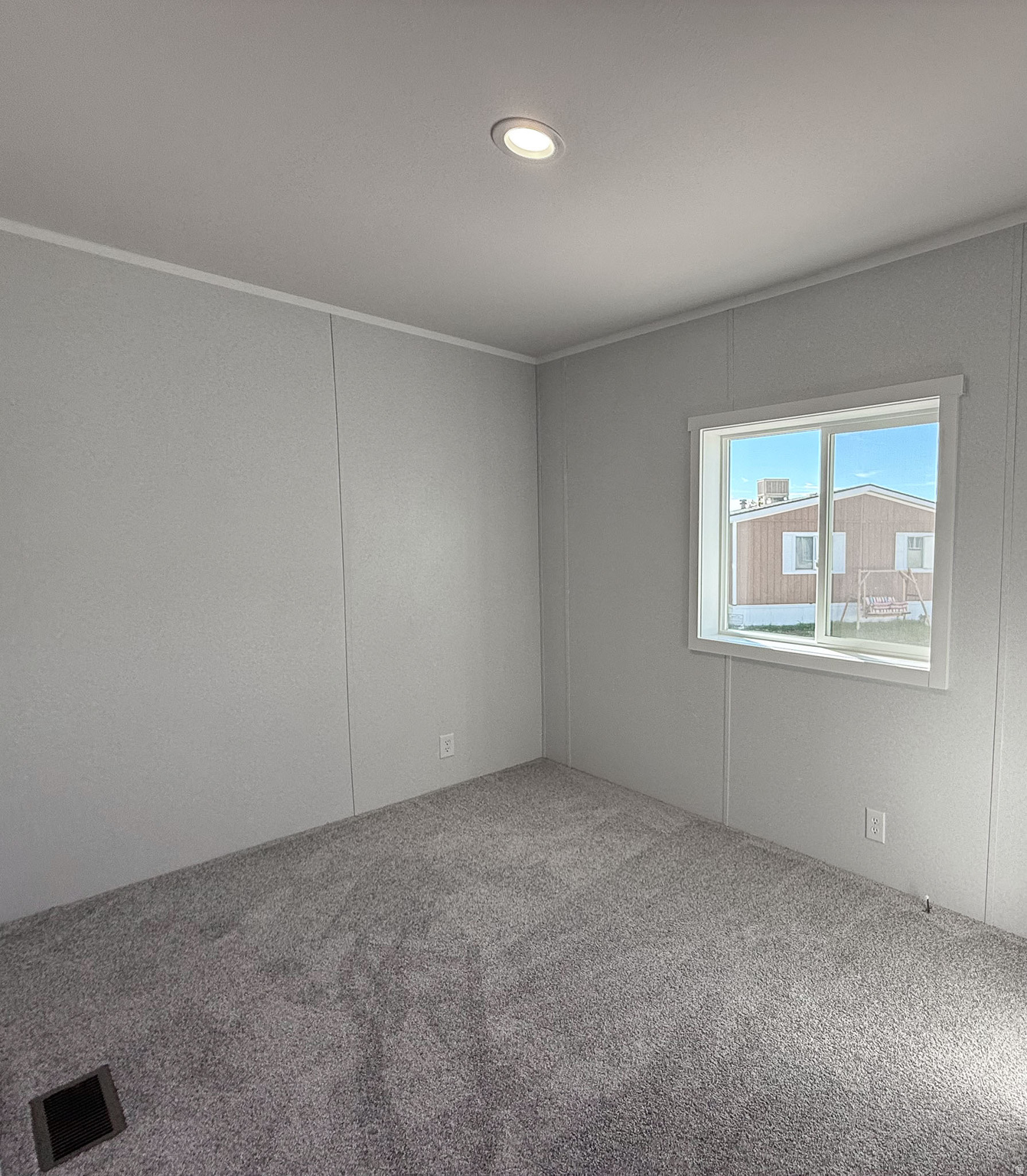 ROLLING HILLS ESTATES - Residential