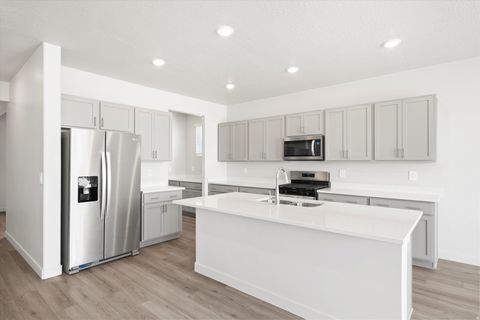 Tiny photo for 3469 N BROWNING ST #1527, Eagle Mountain, UT 84005 (MLS # 2125772)