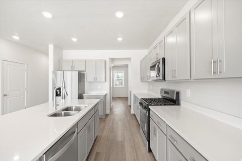 Tiny photo for 3469 N BROWNING ST #1527, Eagle Mountain, UT 84005 (MLS # 2125772)