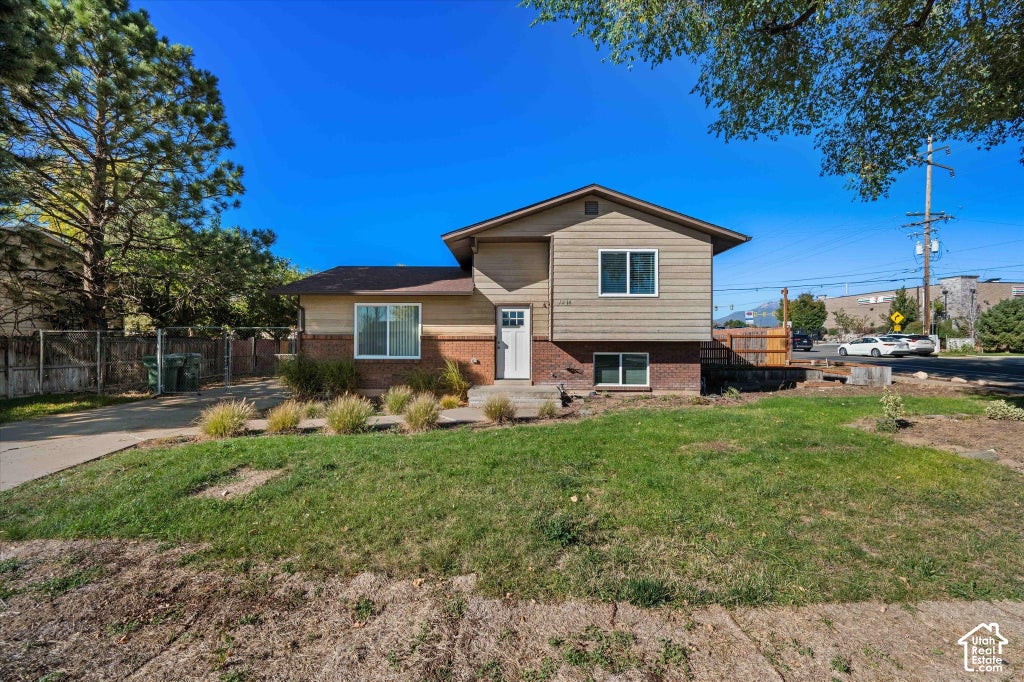 Photo of 1216 W 1200 N, Layton, UT 84041 (MLS # 2188540)