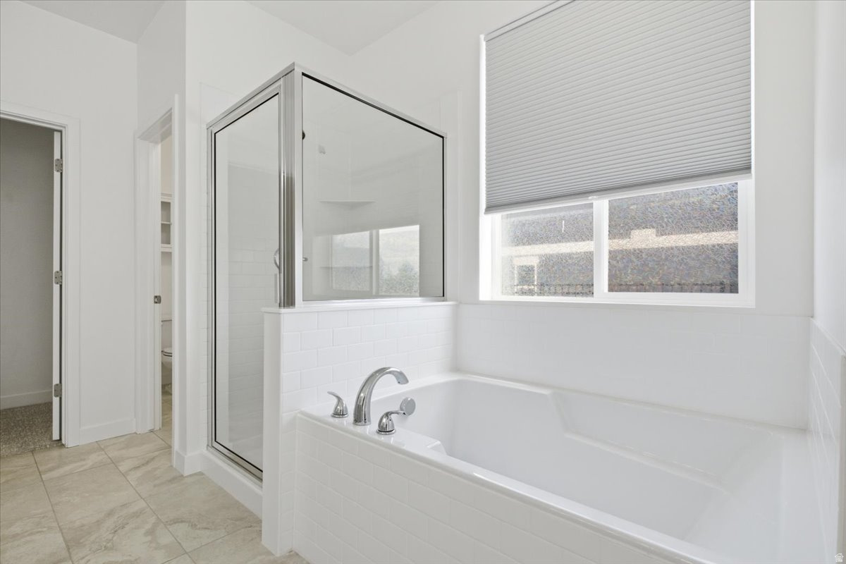 LAKESIDE - Residential