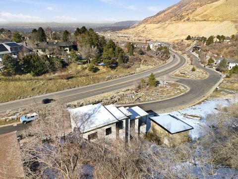 Tiny photo for 7571 S PROSPECTOR DR E, Cottonwood Heights, UT 84121 (MLS # 2132274)