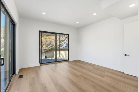 Tiny photo for 7571 S PROSPECTOR DR E, Cottonwood Heights, UT 84121 (MLS # 2132274)