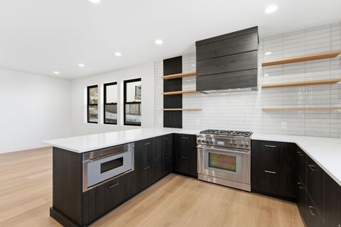 Tiny photo for 7571 S PROSPECTOR DR E, Cottonwood Heights, UT 84121 (MLS # 2132274)