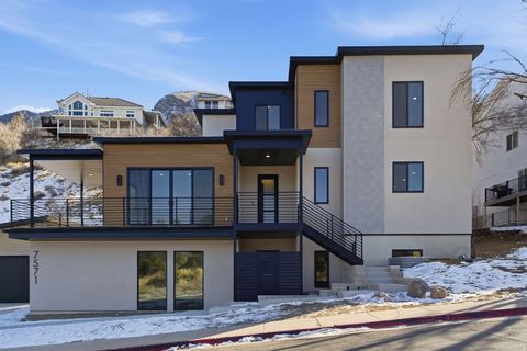 Photo of 7571 S PROSPECTOR DR E, Cottonwood Heights, UT 84121 (MLS # 2132274)