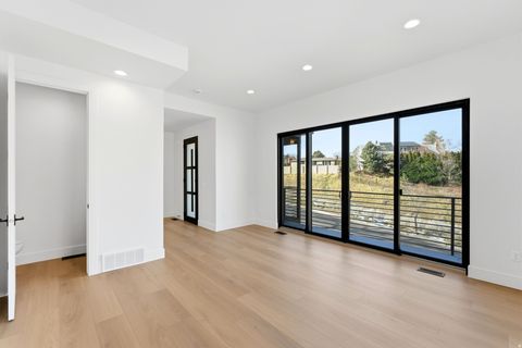 Tiny photo for 7571 S PROSPECTOR DR E, Cottonwood Heights, UT 84121 (MLS # 2132274)