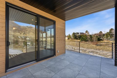 Tiny photo for 7571 S PROSPECTOR DR E, Cottonwood Heights, UT 84121 (MLS # 2132274)