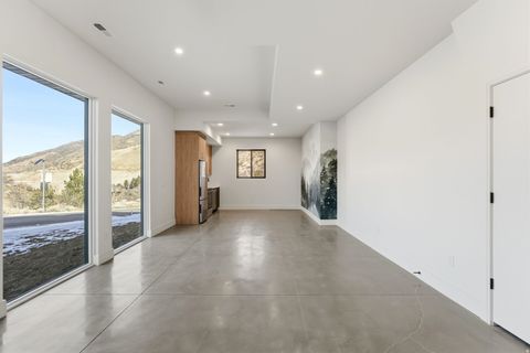 Tiny photo for 7571 S PROSPECTOR DR E, Cottonwood Heights, UT 84121 (MLS # 2132274)