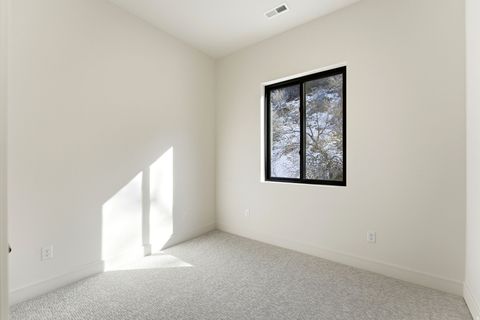 Tiny photo for 7571 S PROSPECTOR DR E, Cottonwood Heights, UT 84121 (MLS # 2132274)