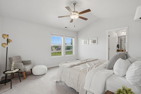 Tiny photo for 5793 W LAKE AVE, South Jordan, UT 84009 (MLS # 2158110)