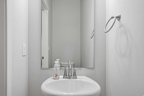 Tiny photo for 5793 W LAKE AVE, South Jordan, UT 84009 (MLS # 2158110)