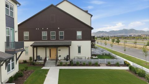 Tiny photo for 5793 W LAKE AVE, South Jordan, UT 84009 (MLS # 2158110)