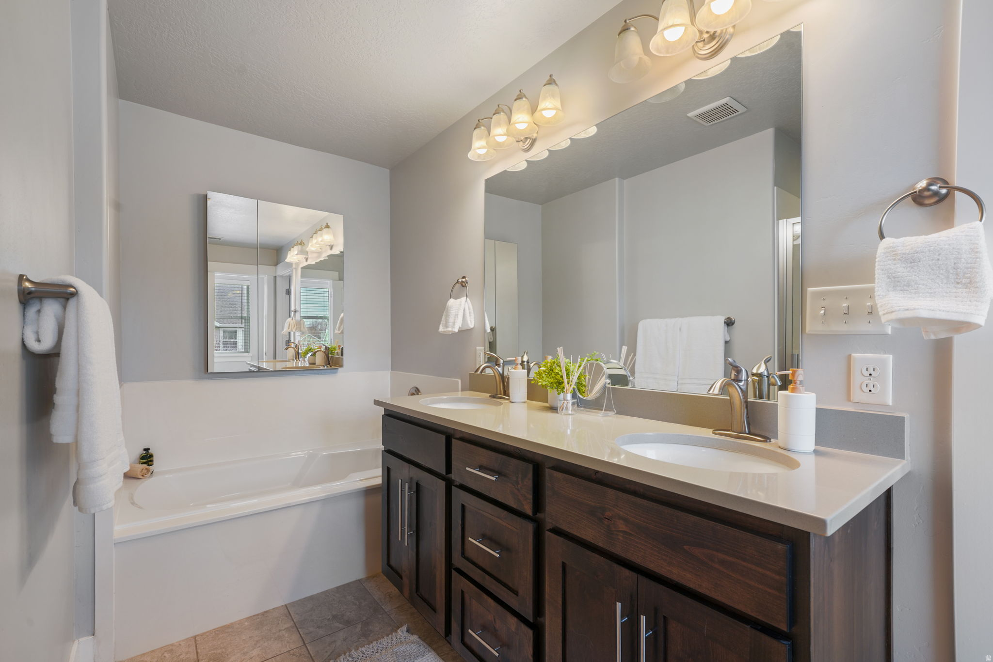 BROADMOOR PARK PUD A - Residential