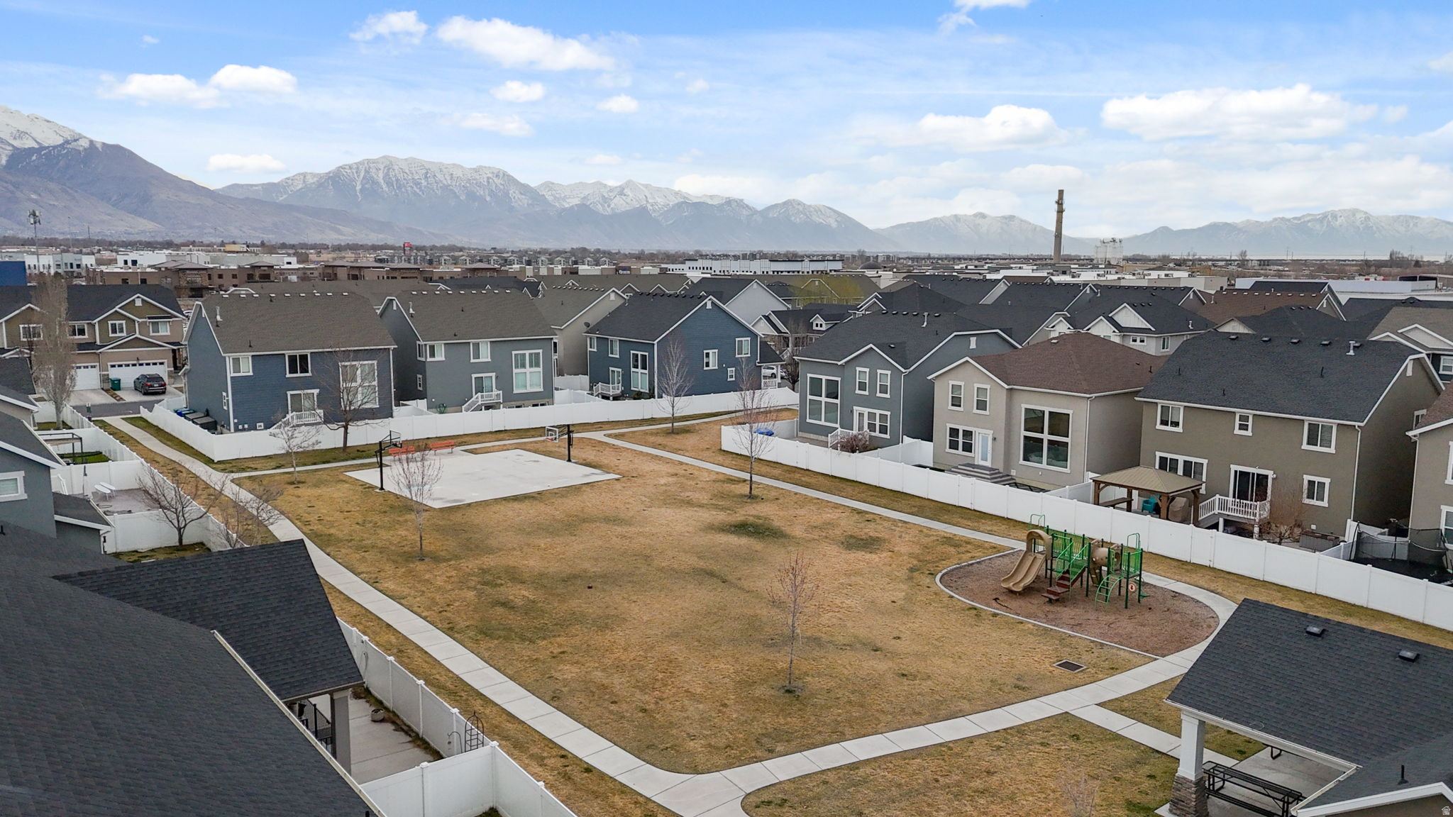 BROADMOOR PARK PUD A - Residential