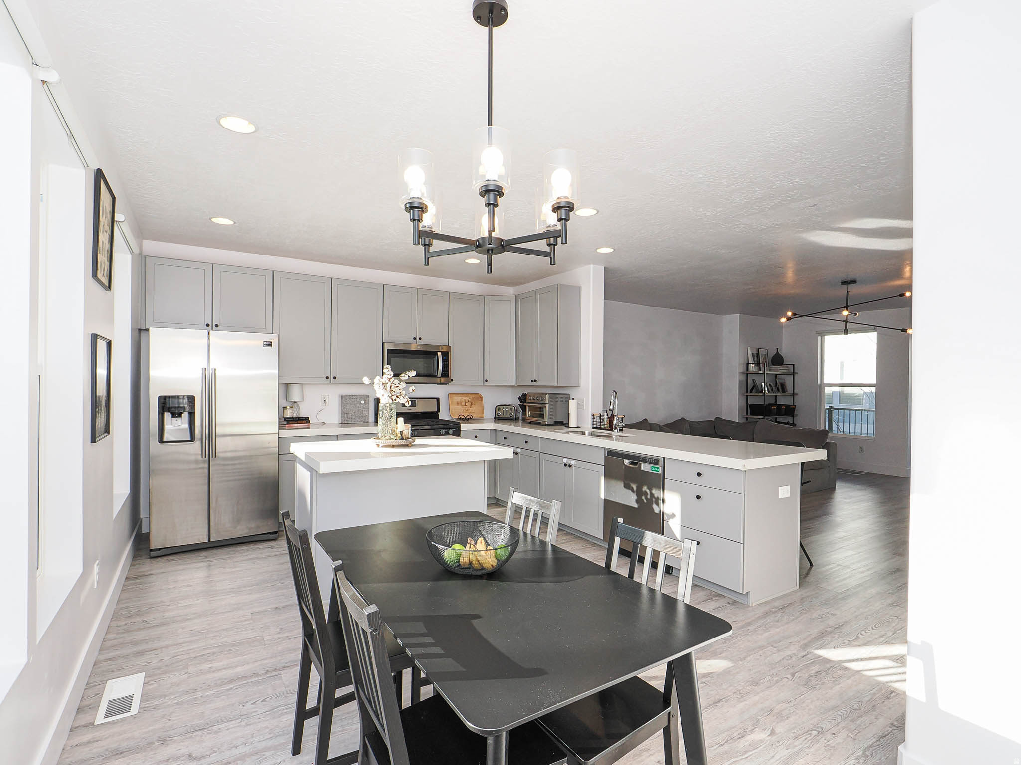 CARDON SQUARE - Residential